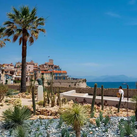 Lägenhet Rare! Oasis Btw Old & Antibes