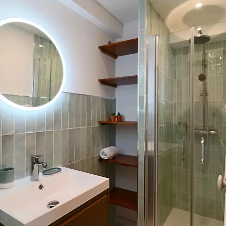 Rare! Oasis Btw Old & Lägenhet *